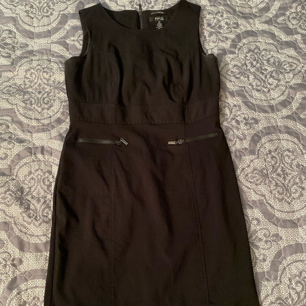 Beautiful little black dress with zipper detail
